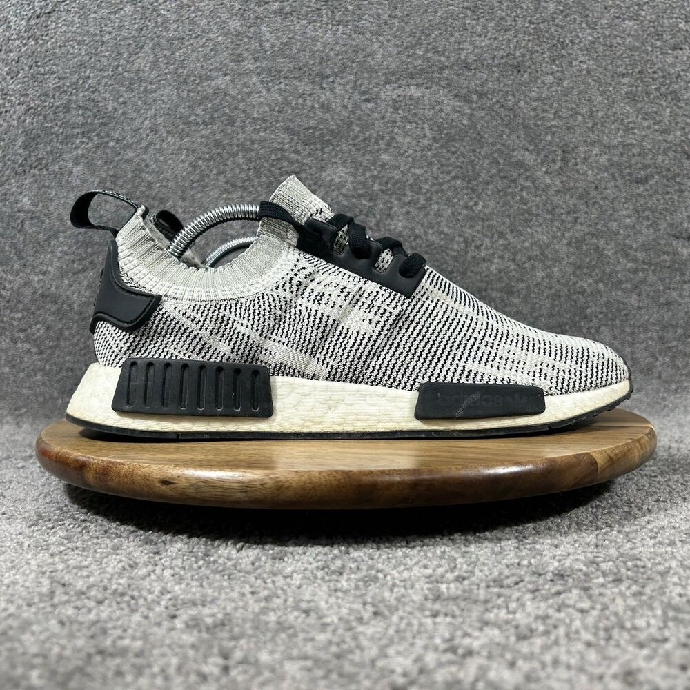 Adidas Boost NMD_R1 Primeknit AQ0899 Men’s Sz 9.5 Sesame Black White Shoes Used